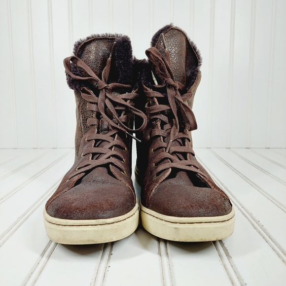 UGG Croft Lace Up High Top Trainers Dark Brown Fur Lining Ankle Boots C503 - Picture 3 of 10